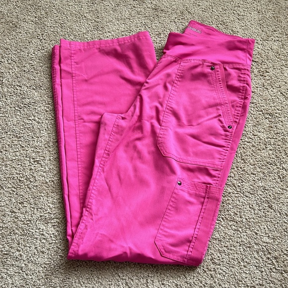 Scrub set - Picture 2 of 9